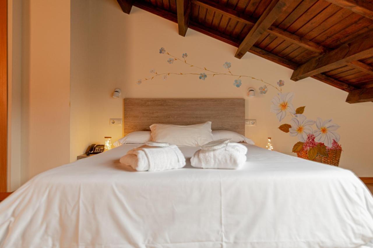Hotel Balneario Rio Pambre Palas de Rei Eksteriør bilde