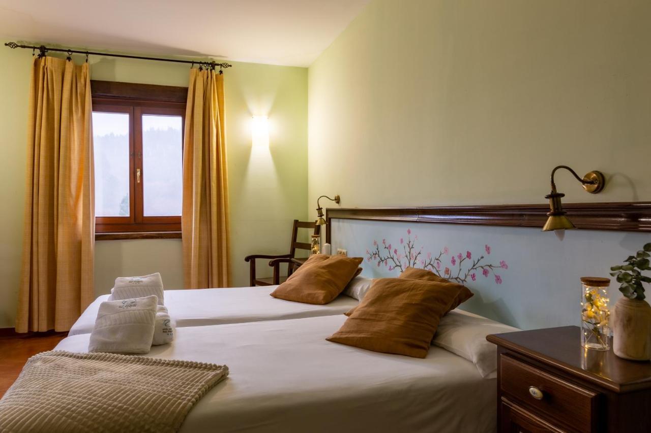 Hotel Balneario Rio Pambre Palas de Rei Eksteriør bilde